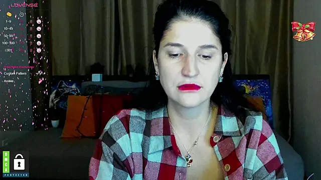 Snapshot of Alianna_Solo_Kisses chatting on 30, 1, 2025 Alianna Solo Kisses online show from 30, 1, 2025