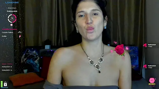 Snapshot of Alianna_Solo_Kisses chatting on 10, 2, 2025 Alianna Solo Kisses online show from 10, 2, 2025