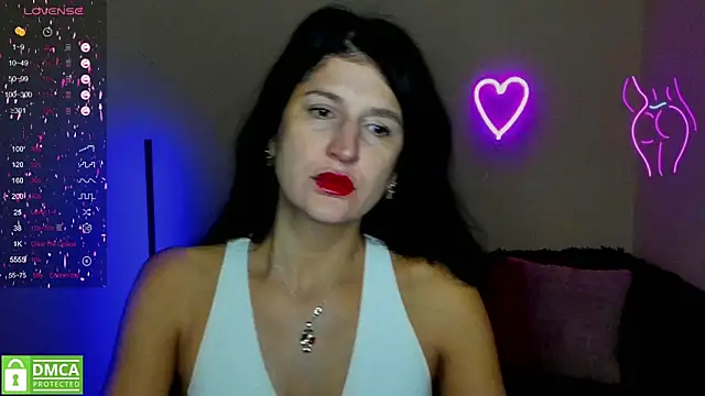 Snapshot of Alianna_Solo_Kisses chatting on 23, 2, 2025 Alianna Solo Kisses online show from 23, 2, 2025