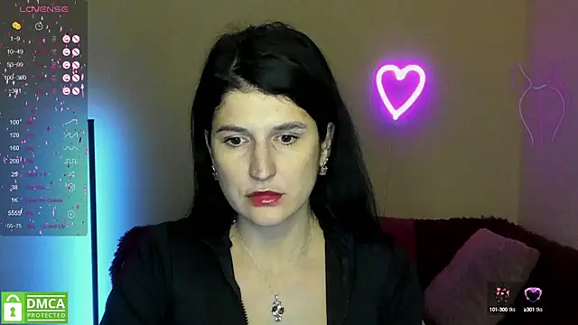 Snapshot of Alianna_Solo_Kisses chatting on 4, 3, 2025 Alianna Solo Kisses online show from 4, 3, 2025