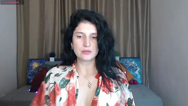 Snapshot of Alianna_Solo_Kisses chatting on 18, 3, 2025 Alianna Solo Kisses online show from 18, 3, 2025