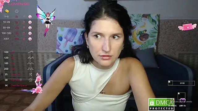 Snapshot of Alianna_Solo_Kisses chatting on 10, 9, 2025 Alianna Solo Kisses online show from 10, 9, 2025