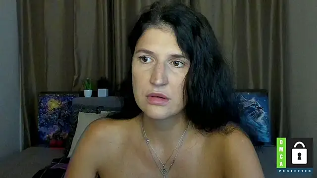 Snapshot of Alianna_Solo_Kisses chatting on 11, 9, 2025 Alianna Solo Kisses online show from 11, 9, 2025