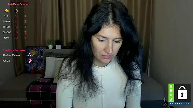 Snapshot of Alianna_Solo_Kisses chatting on 28, 9, 2025 Alianna Solo Kisses online show from 28, 9, 2025