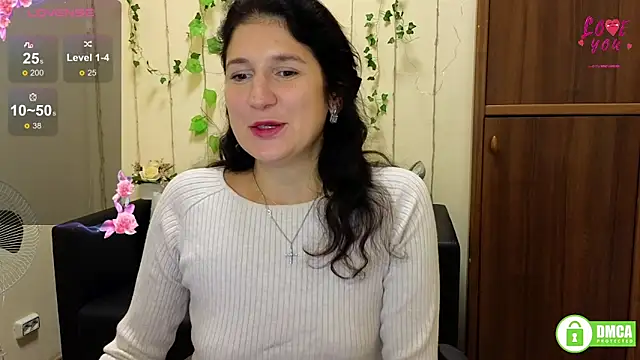 Snapshot of Alianna_Solo_Kisses chatting on 2, 10, 2025 Alianna Solo Kisses online show from 2, 10, 2025