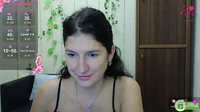 Snapshot of Alianna_Solo_Kisses chatting on 13, 10, 2025 Alianna Solo Kisses online show from 13, 10, 2025