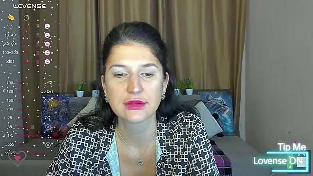 Snapshot of Alianna_Solo_Kisses chatting on 15, 11, 2025 Alianna Solo Kisses online show from 15, 11, 2025