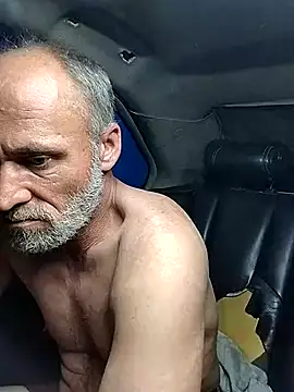 Snapshot of Stickybros2u chatting on 2, 1, 2025 Stickybros2u online show from 2, 1, 2025