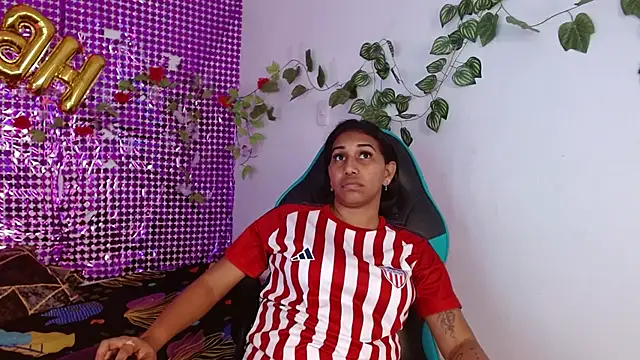 Snapshot of Kristel_lee chatting on 19, 11, 2025 Kristel lee online show from 19, 11, 2025