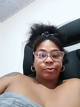 Melanie candy  online show from 5, 4, 2026