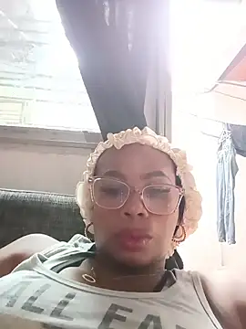 Melanie candy  online show from 11, 4, 2026