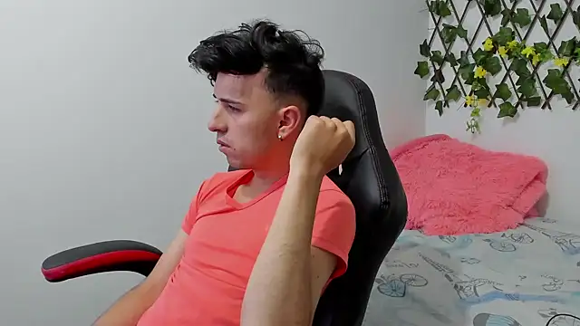 big-dicktop23 online show from 13, 2, 2025