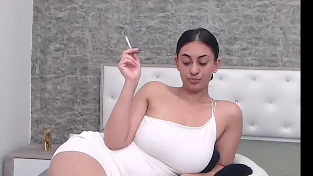 Aimeclark online show from 8, 12, 2024