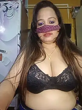 Snapshot of albelasummi702 chatting on 8, 6, 2026 albelasummi702 online show from 8, 6, 2026
