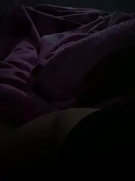 Snapshot of yourluckyfuckboy chatting on 17, 11, 2025 yourluckyfuckboy online show from 17, 11, 2025