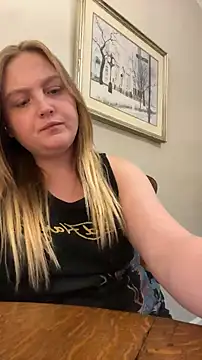 PhatAssBlond online show from 9, 1, 2025