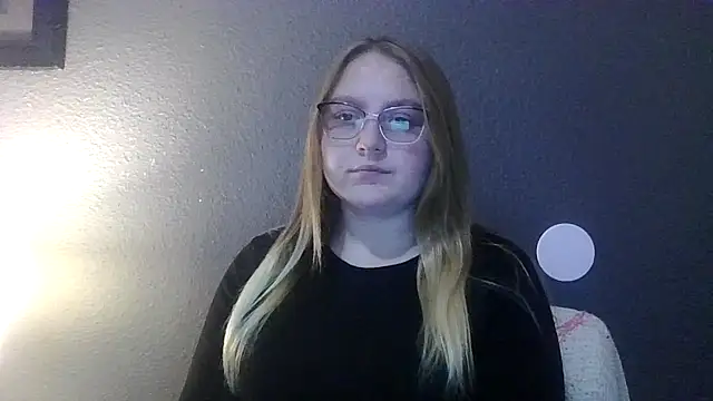 PhatAssBlond online show from 24, 2, 2025