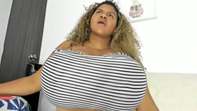 Snapshot of bigmom69_ chatting on 27, 5, 2026 bigmom69 online show from 27, 5, 2026