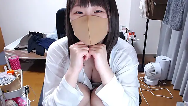 Snapshot of izumi__123 chatting on 14, 5, 2026 izumi 123 online show from 14, 5, 2026