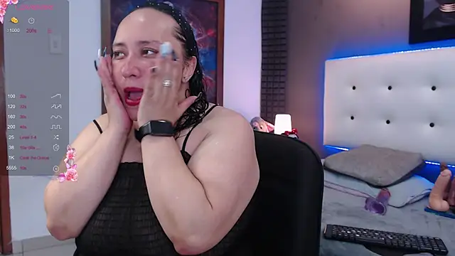 Snapshot of Natasha26_ chatting on 5, 3, 2025 Natasha26 online show from 5, 3, 2025