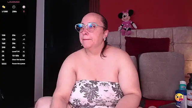 Snapshot of Natasha26_ chatting on 30, 9, 2025 Natasha26 online show from 30, 9, 2025