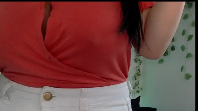 Snapshot of Donniia chatting on 3, 3, 2025 Donniia online show from 3, 3, 2025