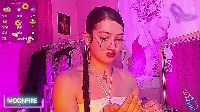 moonfiredancer online show from 29, 9, 2025