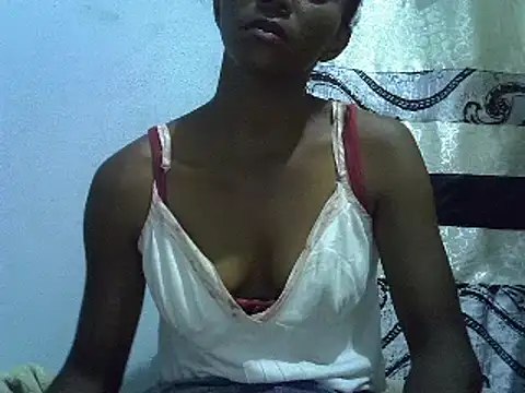 ElianeHot online show from 1, 2, 2025