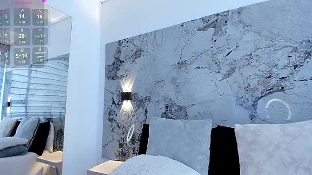 LIZ HOLMES online show from 27, 11, 2025