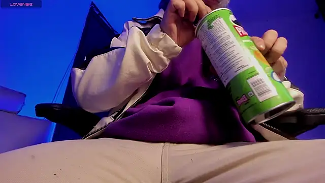 Snapshot of s_sven03 chatting on 1, 2, 2026 s sven03 online show from 1, 2, 2026