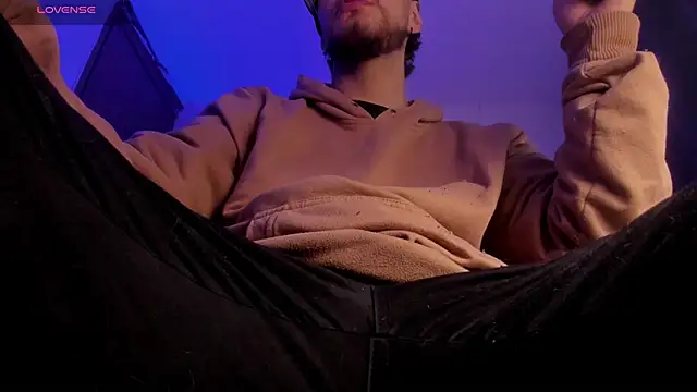 Snapshot of s_sven03 chatting on 14, 2, 2026 s sven03 online show from 14, 2, 2026