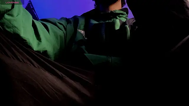 Snapshot of s_sven03 chatting on 4, 3, 2026 s sven03 online show from 4, 3, 2026