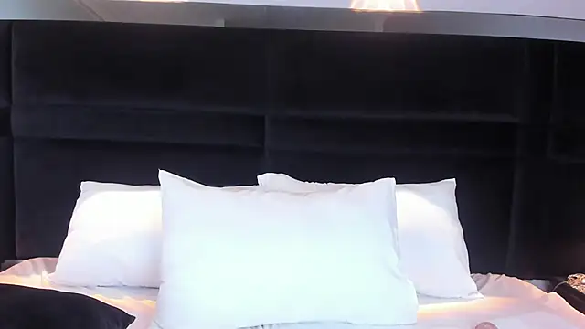 Snapshot of MiaStor chatting on 21, 1, 2025 MiaStor online show from 21, 1, 2025