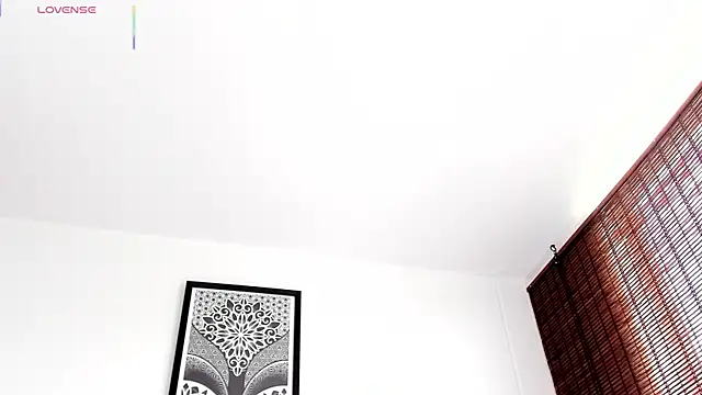 VeronicaTonu online show from 19, 10, 2025