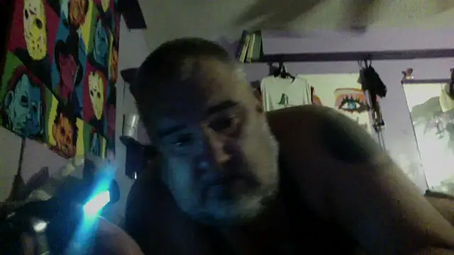 Snapshot of PerveyUncle chatting on 25, 7, 2026 PerveyUncle online show from 25, 7, 2026