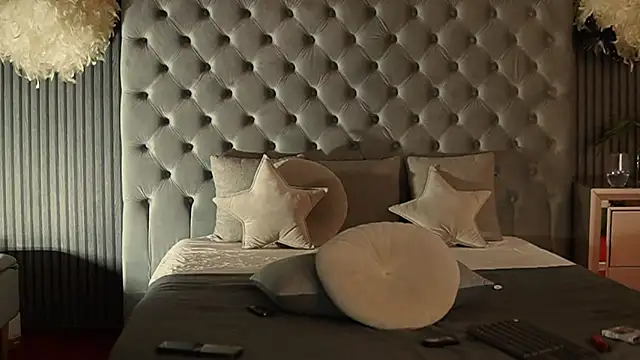 AmelyNoir online show from 24, 2, 2025