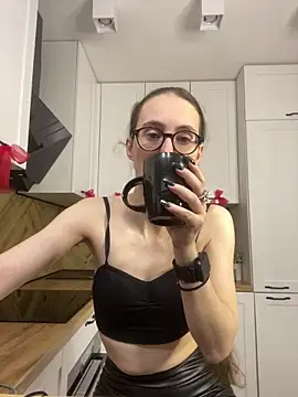 MartiniiSelenna online show from 17, 12, 2025