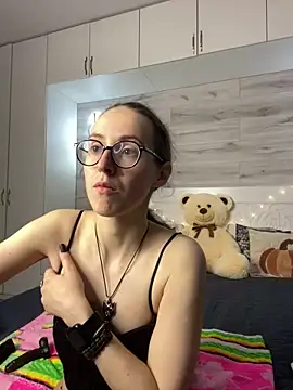 MartiniiSelenna online show from 1, 6, 2026