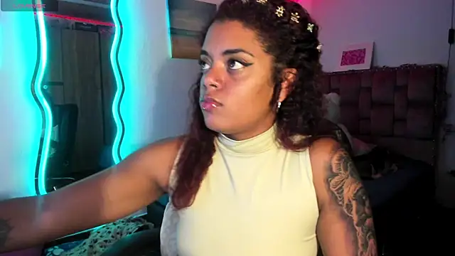 ladyrd1 online show from 11, 1, 2025