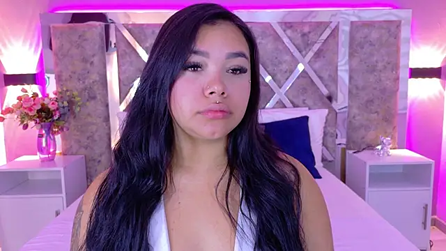 MarianaGarciaa   online show from 2, 10, 2025