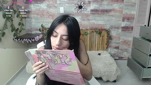 Snapshot of Lucy_joi chatting on 2, 12, 2024 Lucy joi online show from 2, 12, 2024