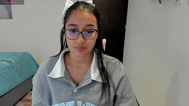 isa bellaa0 online show from 18, 2, 2025