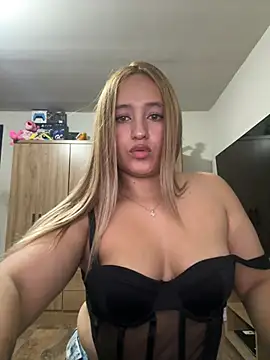 Snapshot of ema_tayy chatting on 14, 3, 2026 ema tayy online show from 14, 3, 2026