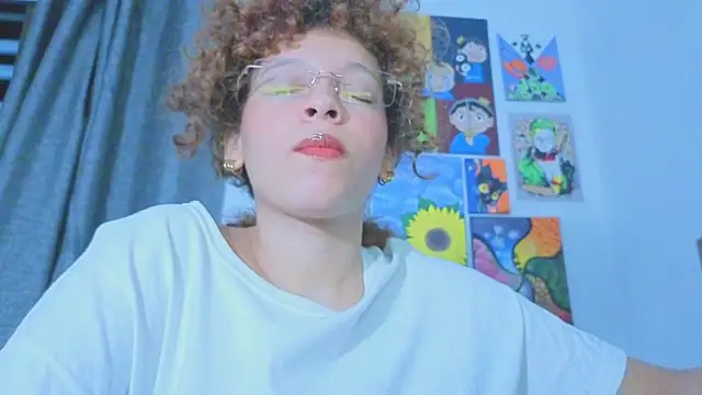 Snapshot of Ada_gales_ chatting on 18, 6, 2026 Ada gales online show from 18, 6, 2026