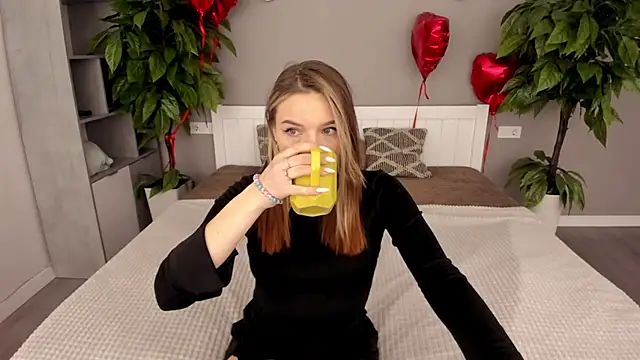 IceDanielles online show from 18, 3, 2025