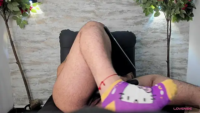 Celeste Mcs  online show from 4, 1, 2025