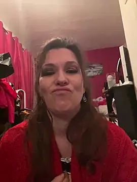 Lwhite1 online show from 23, 1, 2025