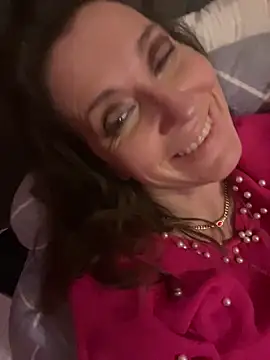 Lwhite1 online show from 5, 1, 2026