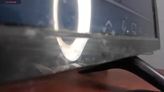 evelyn 23 online show from 12, 11, 2025