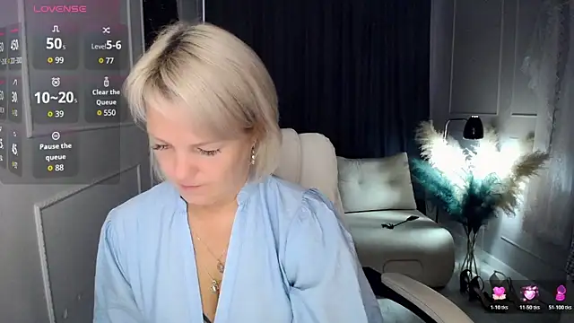 Snapshot of Juarnea chatting on 6, 6, 2026 Juarnea online show from 6, 6, 2026